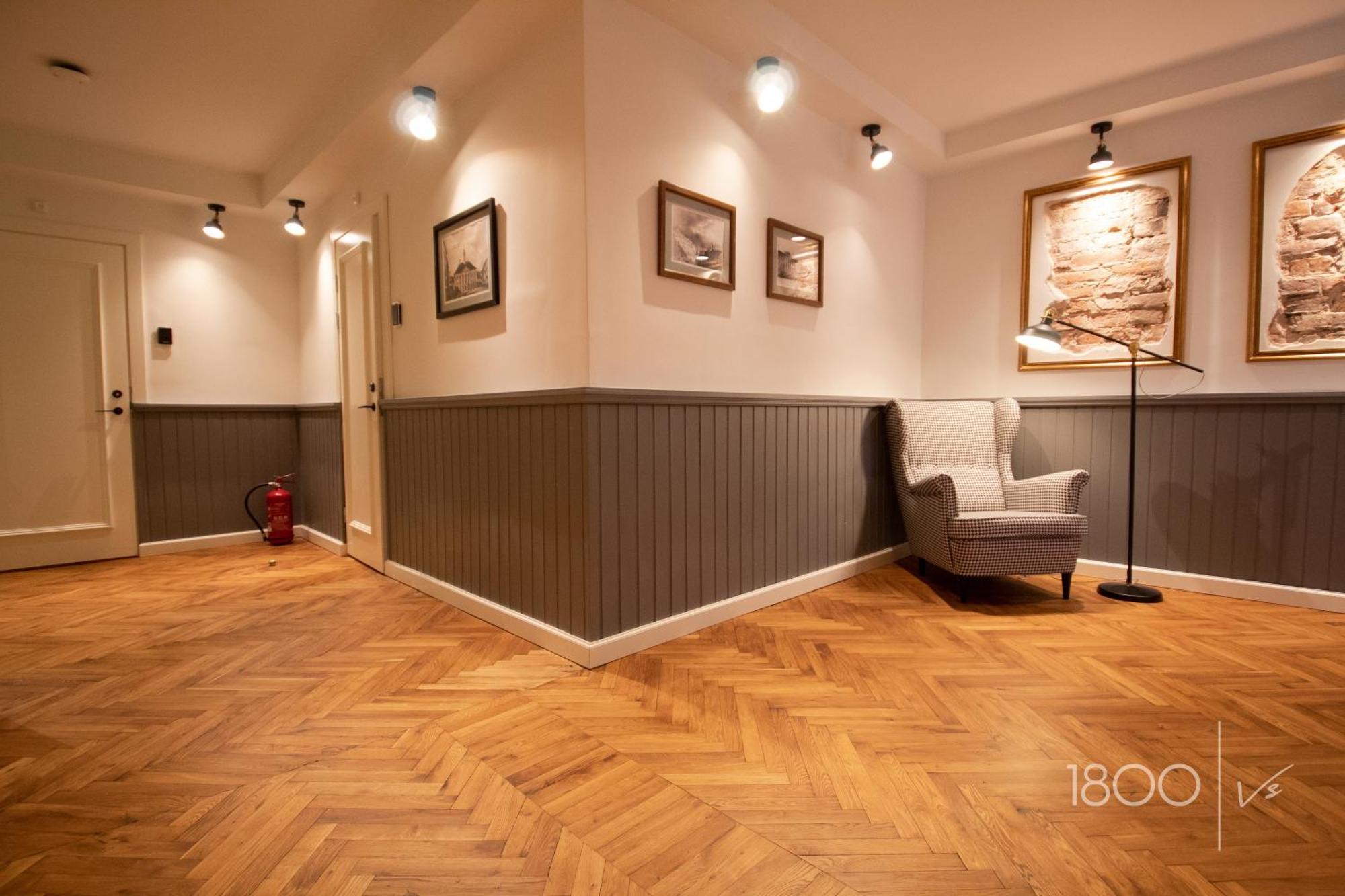 1800 By Vince Stay - Private Rooms In Town Hall Square Тарту Экстерьер фото